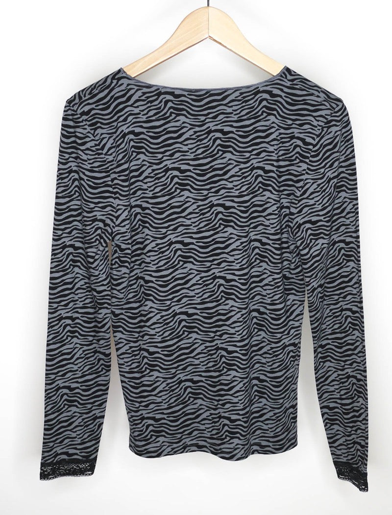 Grey & black animal print long sleeve stretch top