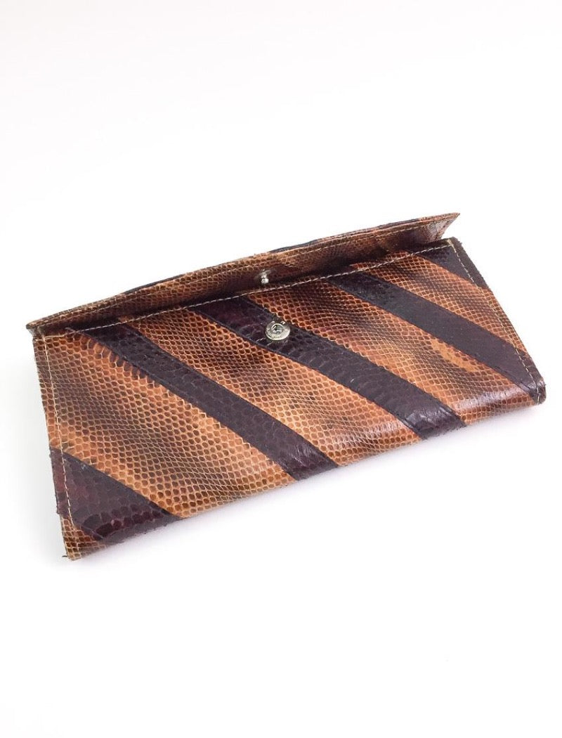 Brown faux snakeskin striped purse