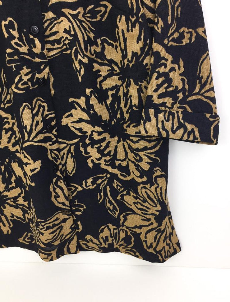 Floral print three quarter length sleeve shirt