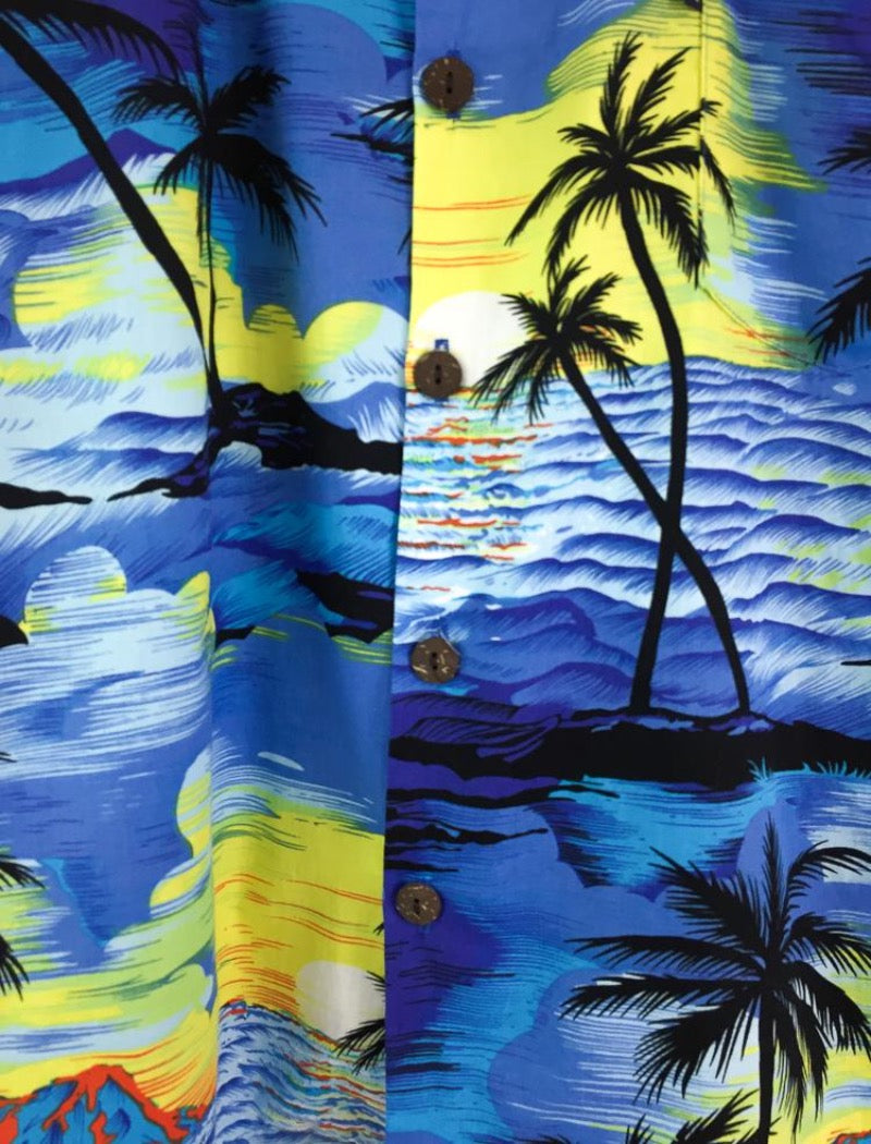 Tapestry Hawaiian Shirt Volcano Palm Trees Boats Button up Short Sleeve  Womens L