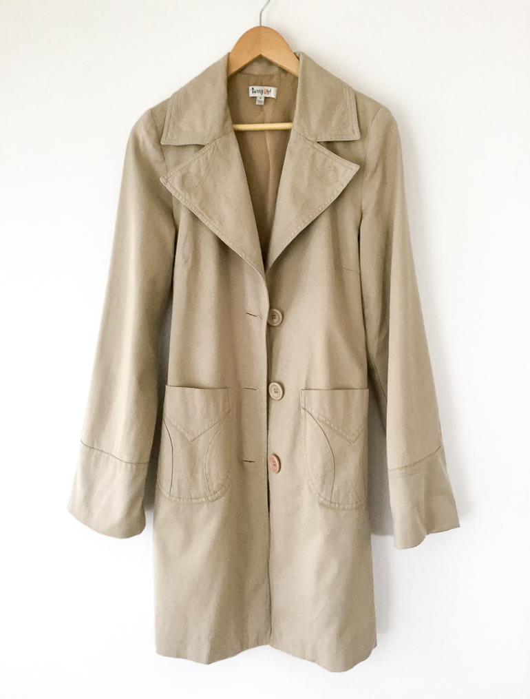 Neutral trench coat with sash – Vintage at Goto